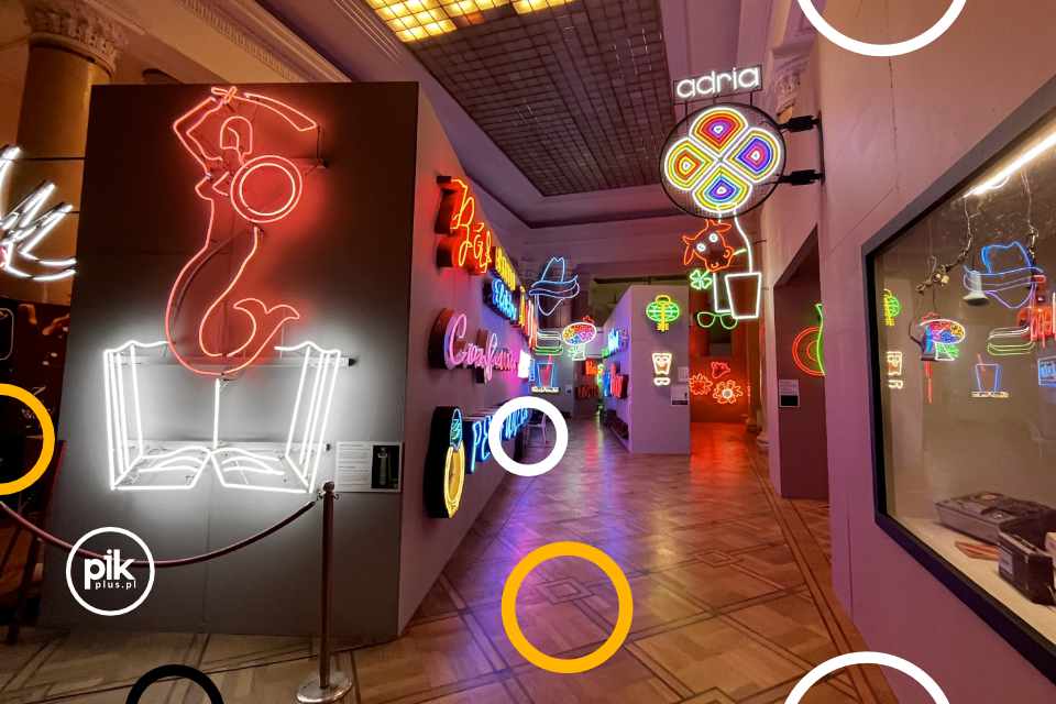 Muzeów Neonów | wystawa stała