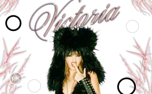 Victoria De Angelis | koncert