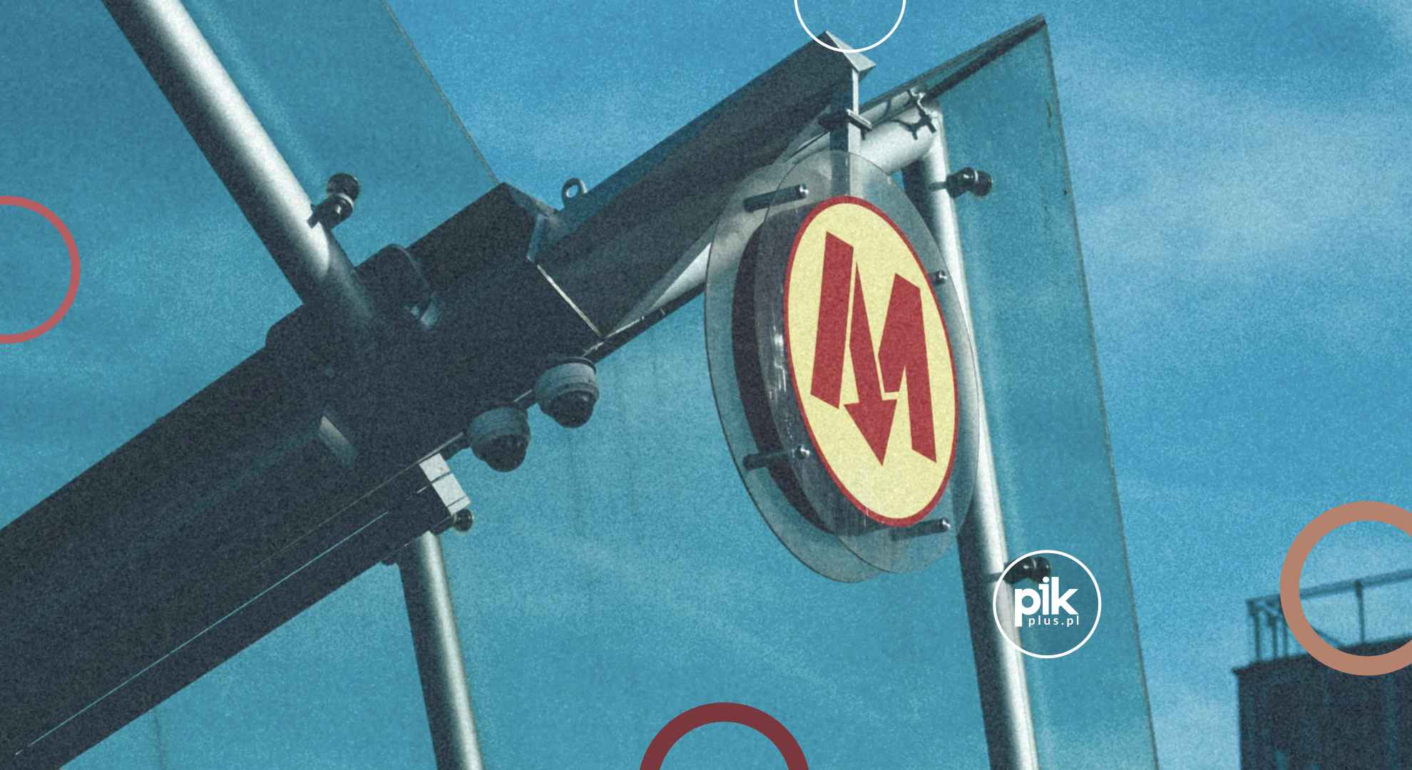 Teren rekreacyjny przy stacji metra Słodowiec / Metro Słodowiec